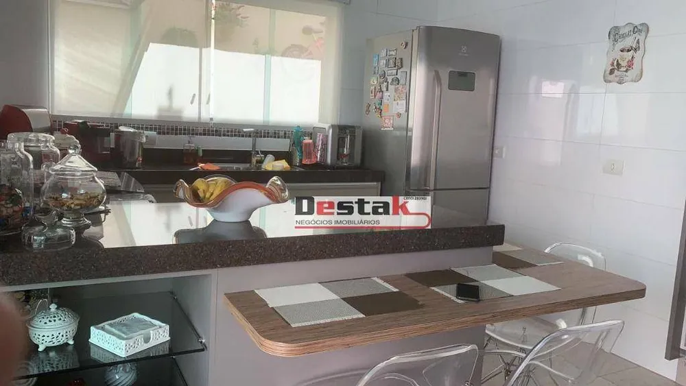Sobrado, 5 quartos, 335 m² - Foto 3