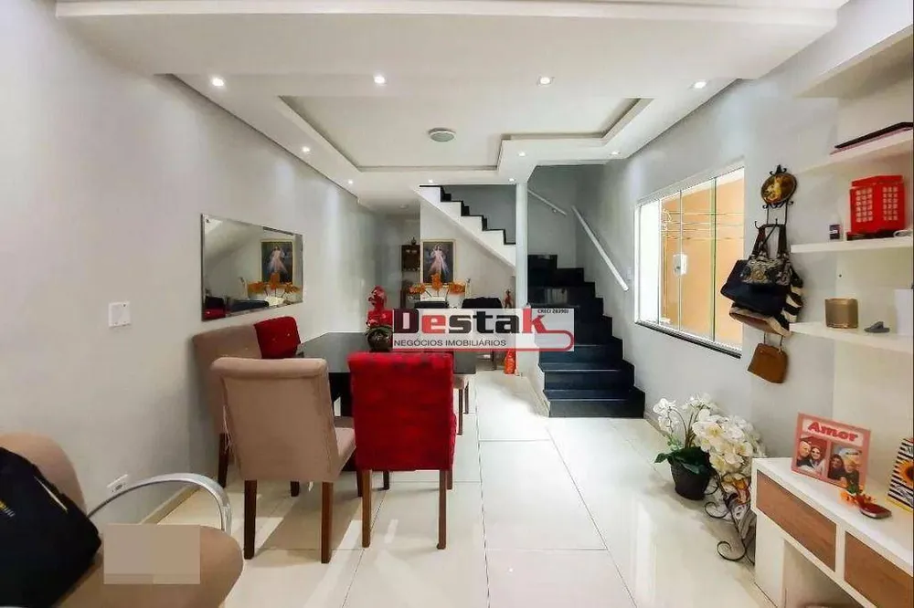 Sobrado, 3 quartos, 184 m² - Foto 2