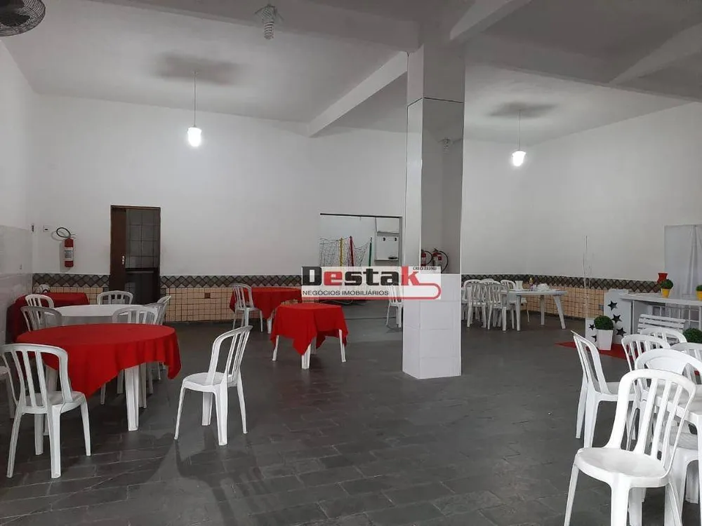 Loja-Salão, 210 m² - Foto 1
