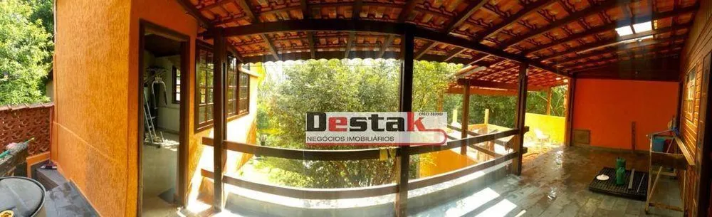 Sobrado, 3 quartos, 264 m² - Foto 1