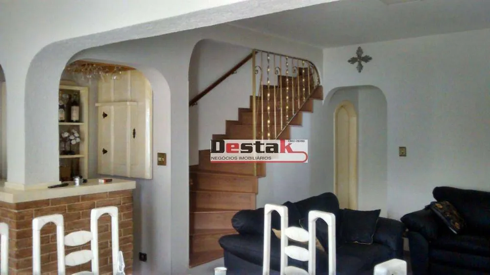 Sobrado, 3 quartos, 240 m² - Foto 4