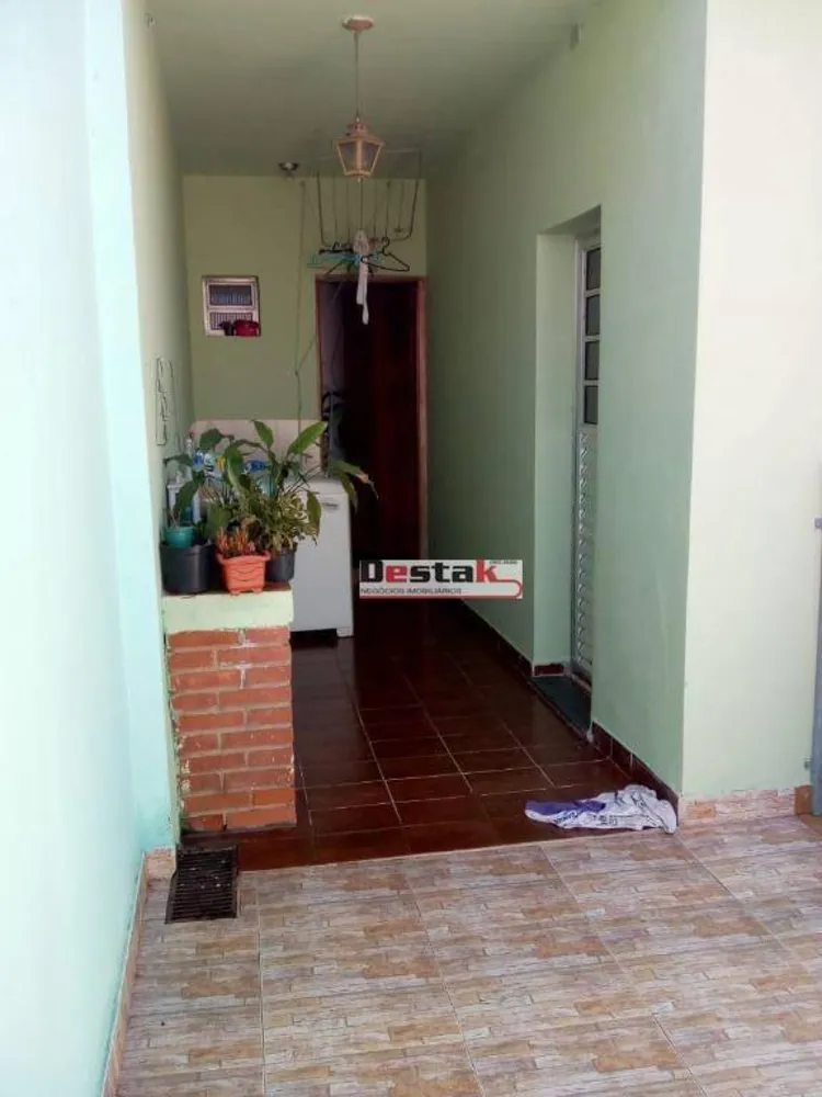 Sobrado, 3 quartos, 253 m² - Foto 2
