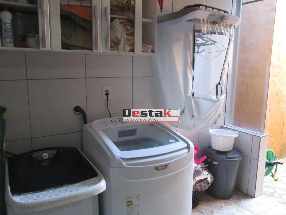 Casa, 3 quartos, 90 m² - Foto 2