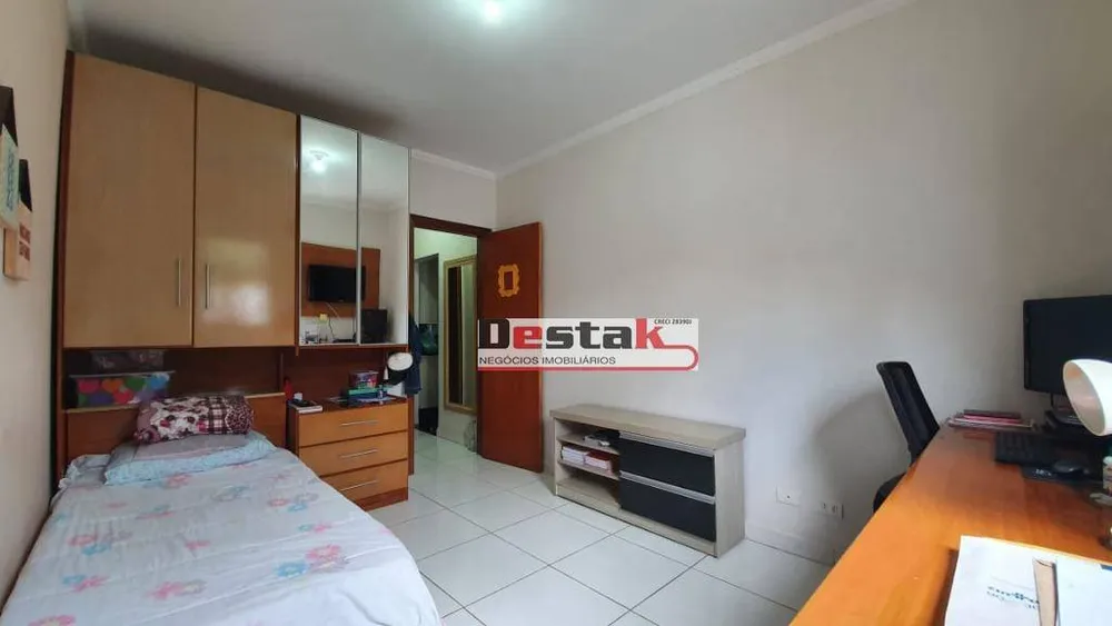 Casa, 3 quartos, 180 m² - Foto 2