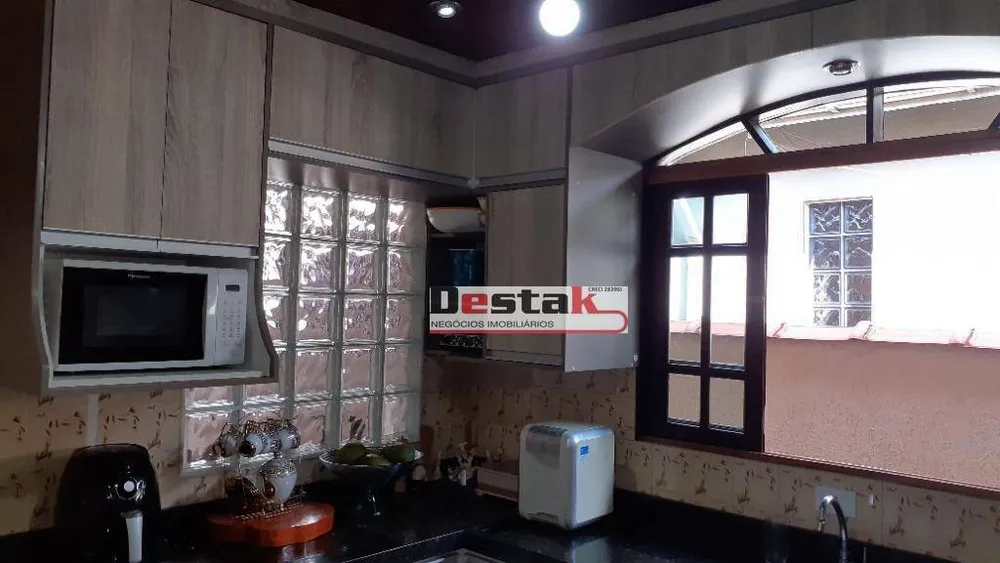 Casa, 2 quartos, 150 m² - Foto 1