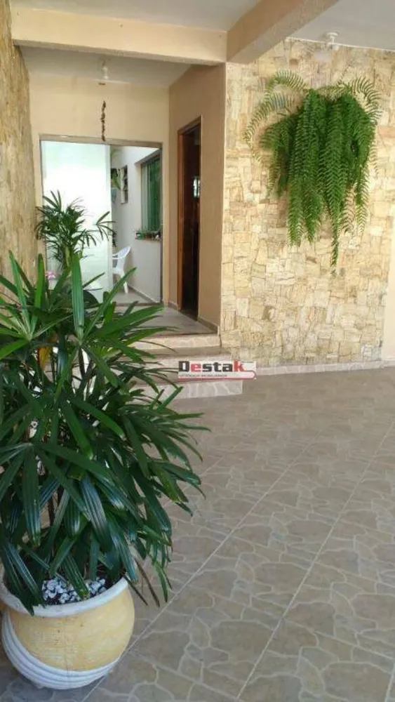 Sobrado, 3 quartos, 274 m² - Foto 1