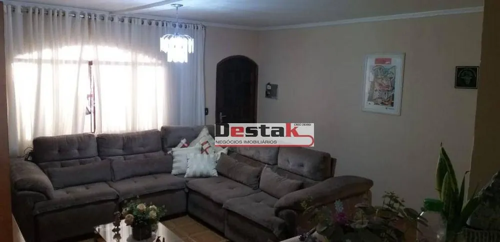 Sobrado, 3 quartos, 228 m² - Foto 4