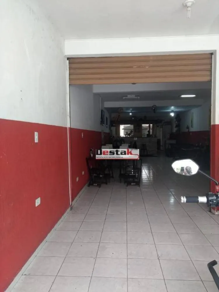Sobrado, 3 quartos, 180 m² - Foto 1