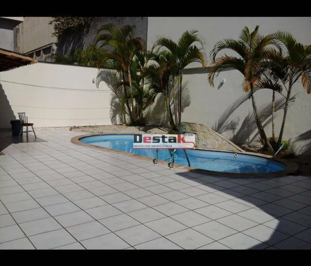 Casa, 3 quartos, 420 m² - Foto 1