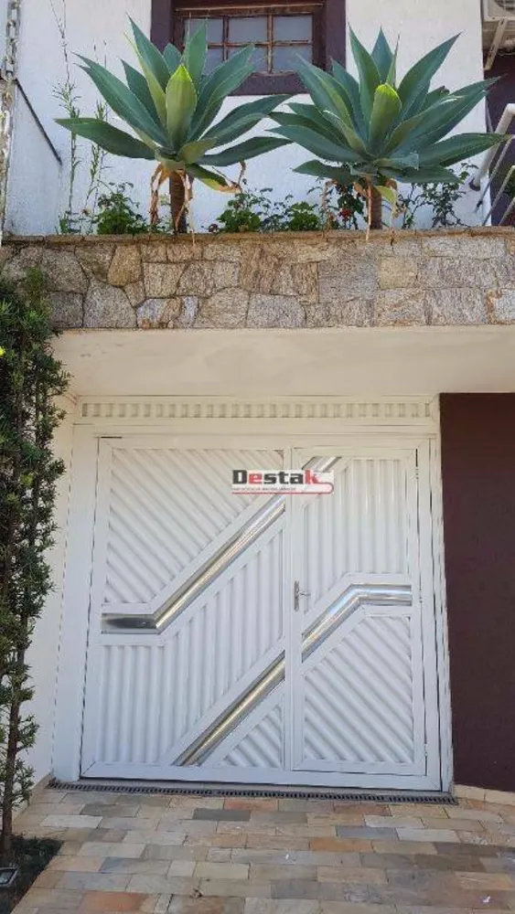Sobrado, 4 quartos, 320 m² - Foto 2