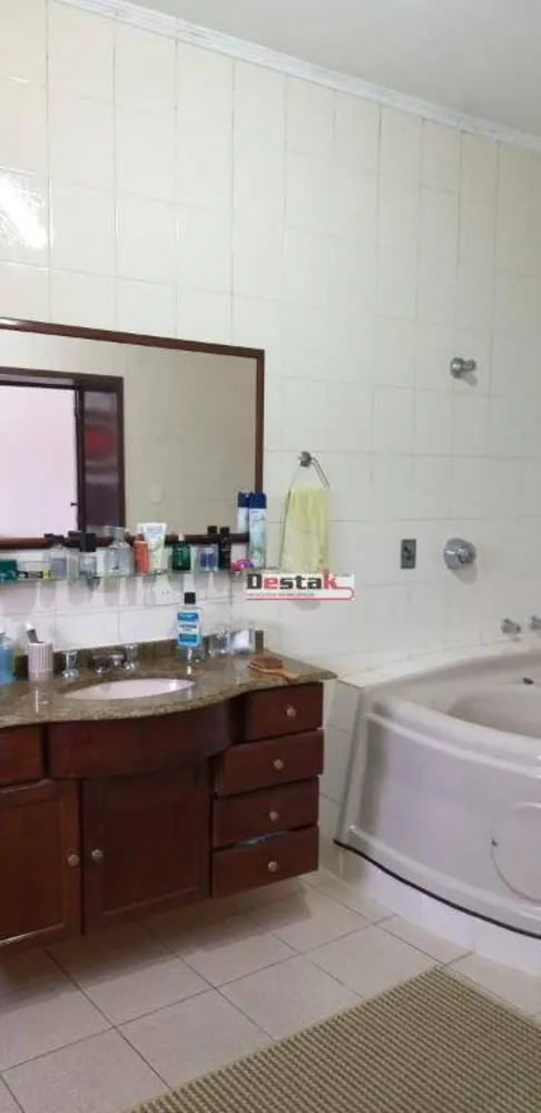 Sobrado, 3 quartos, 202 m² - Foto 4
