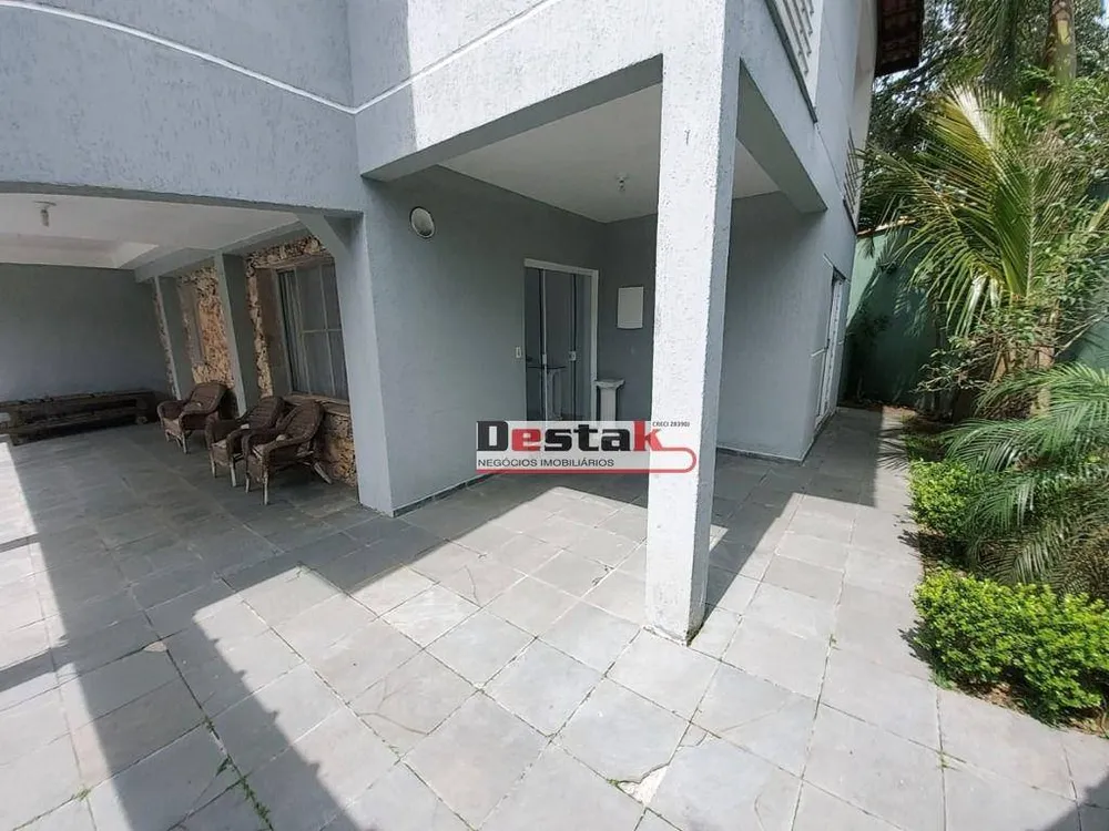Sobrado, 3 quartos, 210 m² - Foto 3
