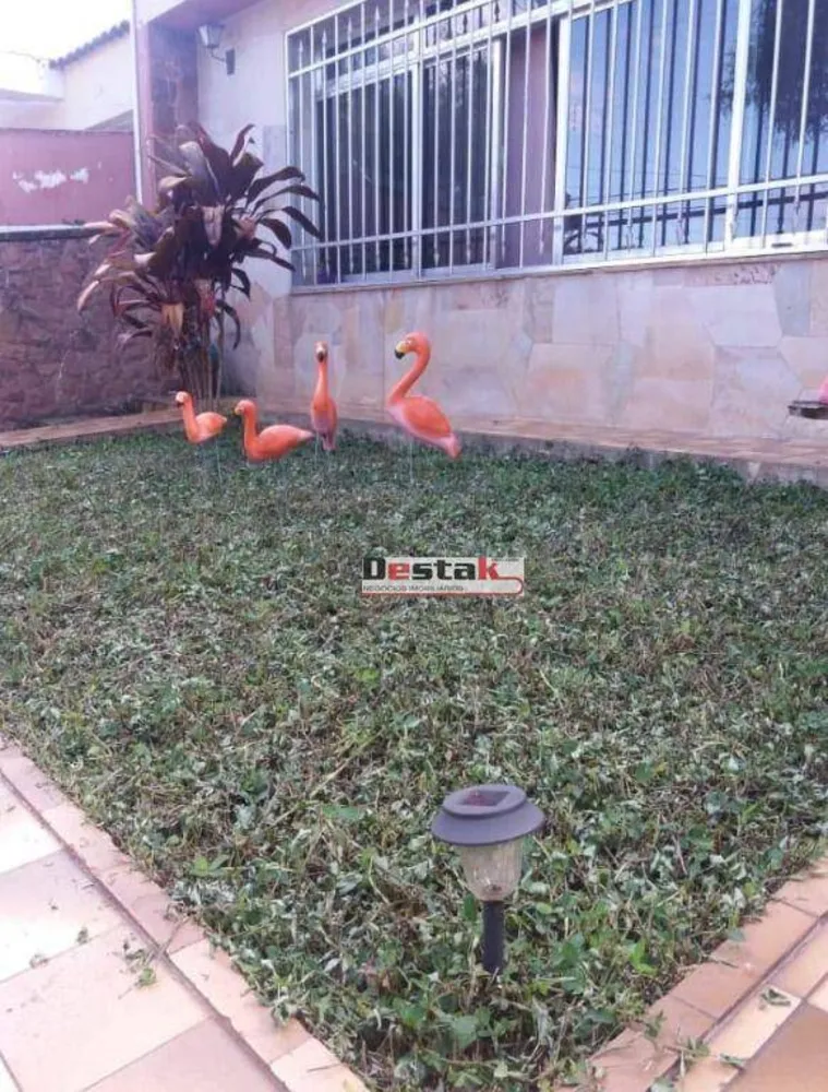 Casa, 3 quartos, 184 m² - Foto 4