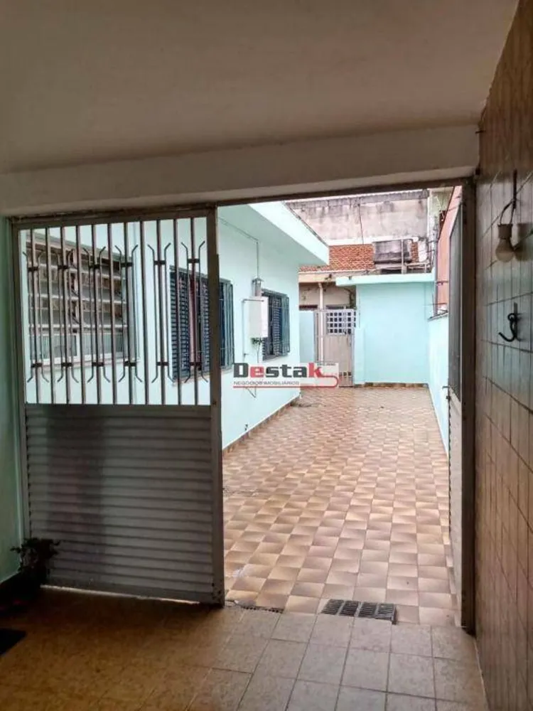 Casa, 3 quartos, 184 m² - Foto 1