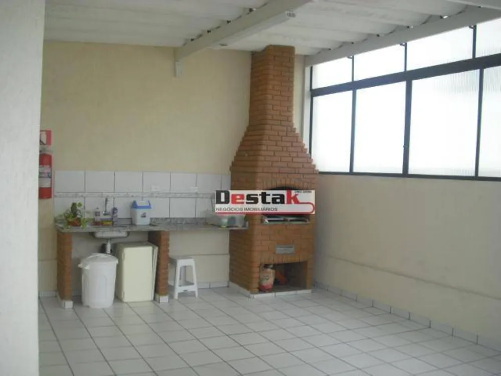 Apartamento, 2 quartos, 70 m² - Foto 2