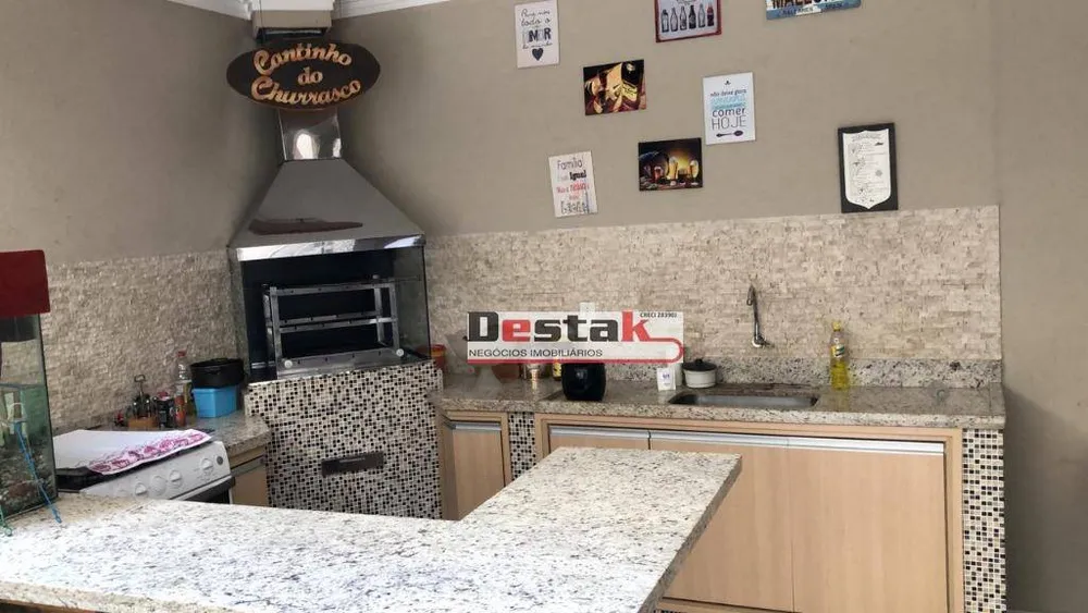 Sobrado, 3 quartos, 138 m² - Foto 4