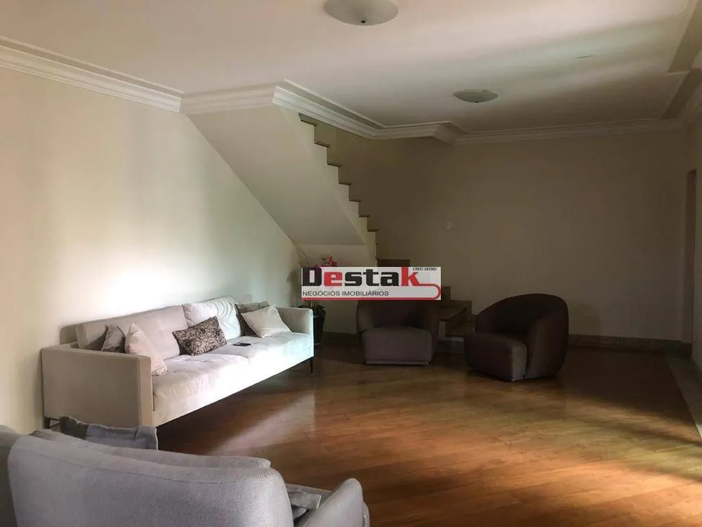 Sobrado, 3 quartos, 345 m² - Foto 2