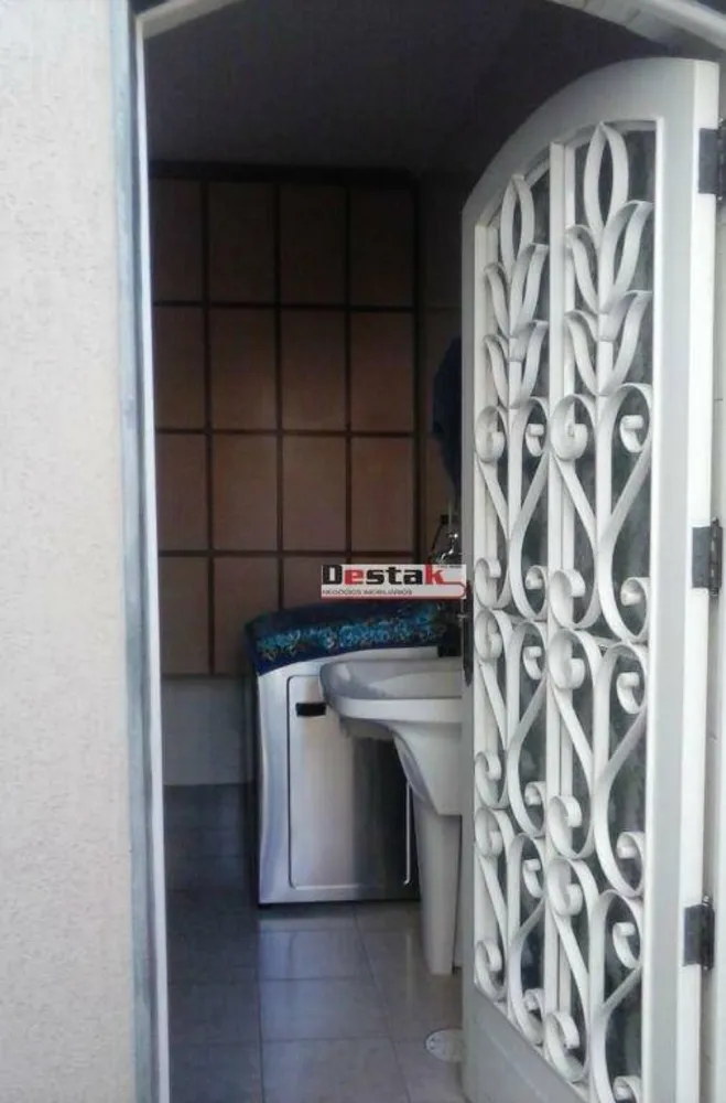 Sobrado, 3 quartos, 200 m² - Foto 2