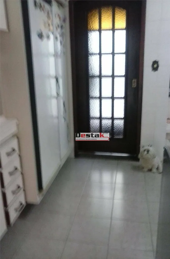 Sobrado, 3 quartos, 200 m² - Foto 4