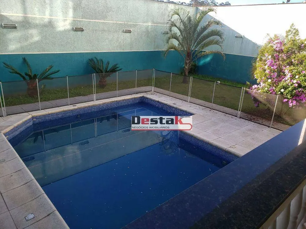 Sobrado, 4 quartos, 379 m² - Foto 2