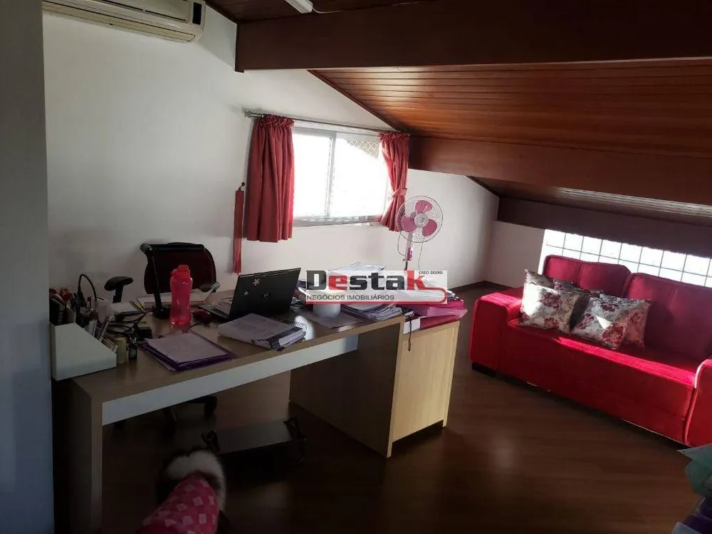 Sobrado, 4 quartos, 379 m² - Foto 4