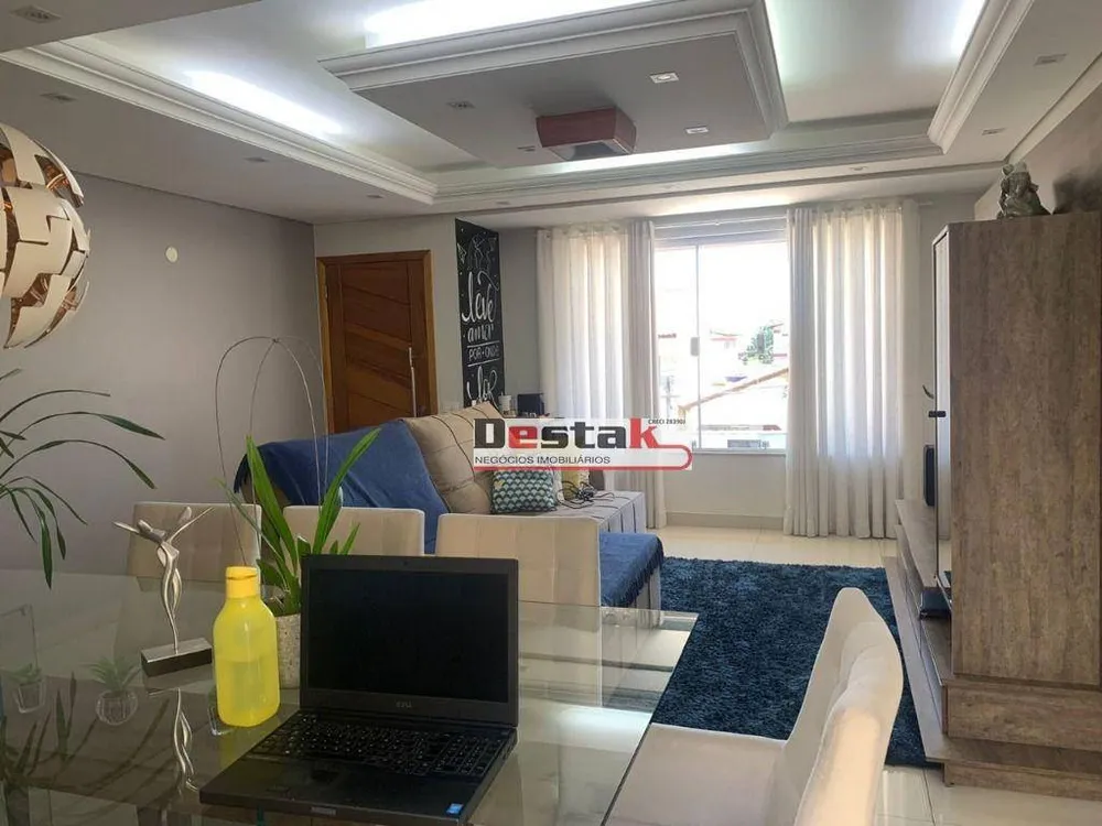 Sobrado, 3 quartos, 194 m² - Foto 2