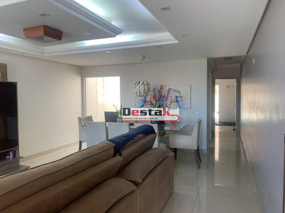 Sobrado, 3 quartos, 194 m² - Foto 3