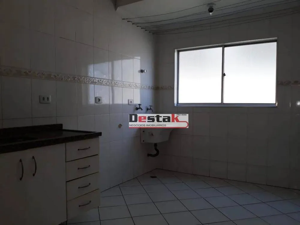 Apartamento, 2 quartos, 51 m² - Foto 4
