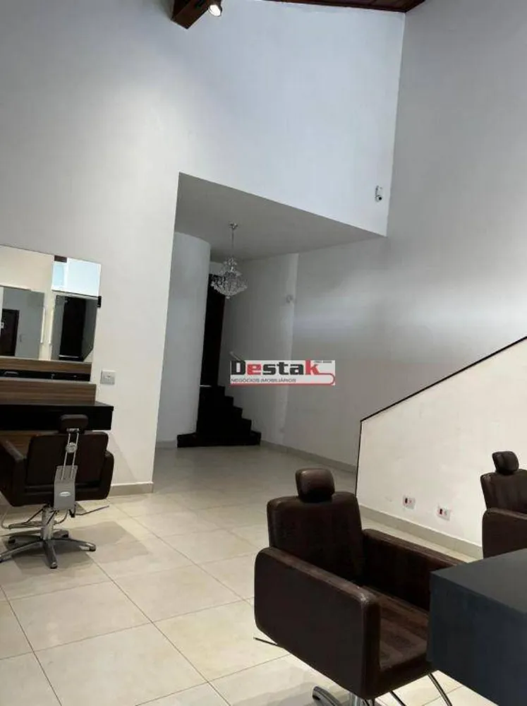 Sobrado, 4 quartos, 250 m² - Foto 3