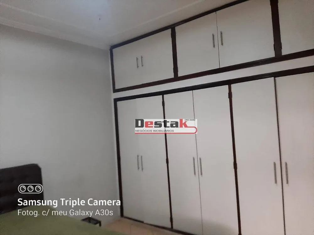 Casa, 3 quartos, 195 m² - Foto 2