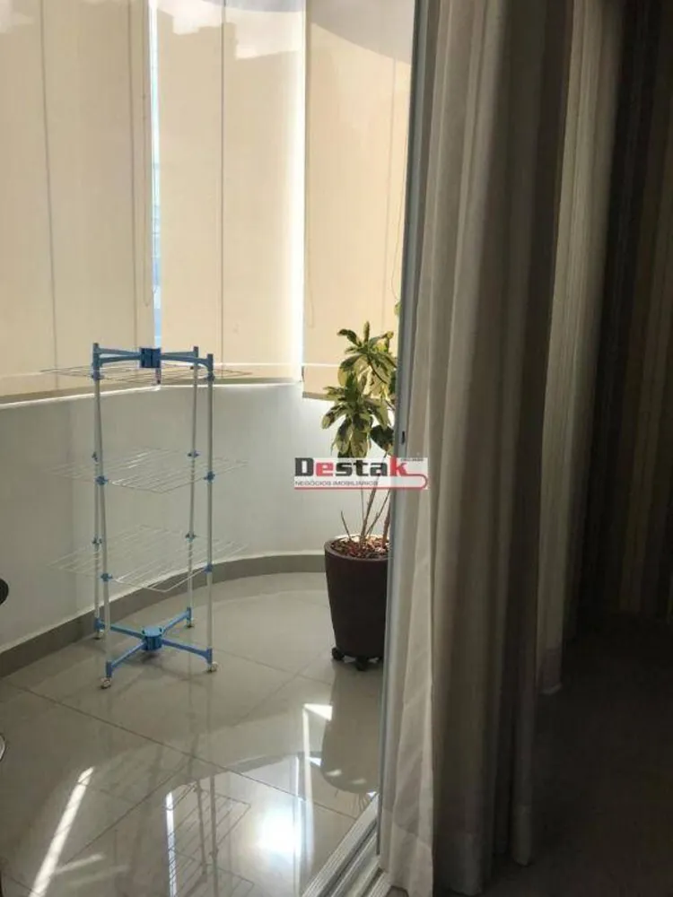 Apartamento, 3 quartos, 228 m² - Foto 4