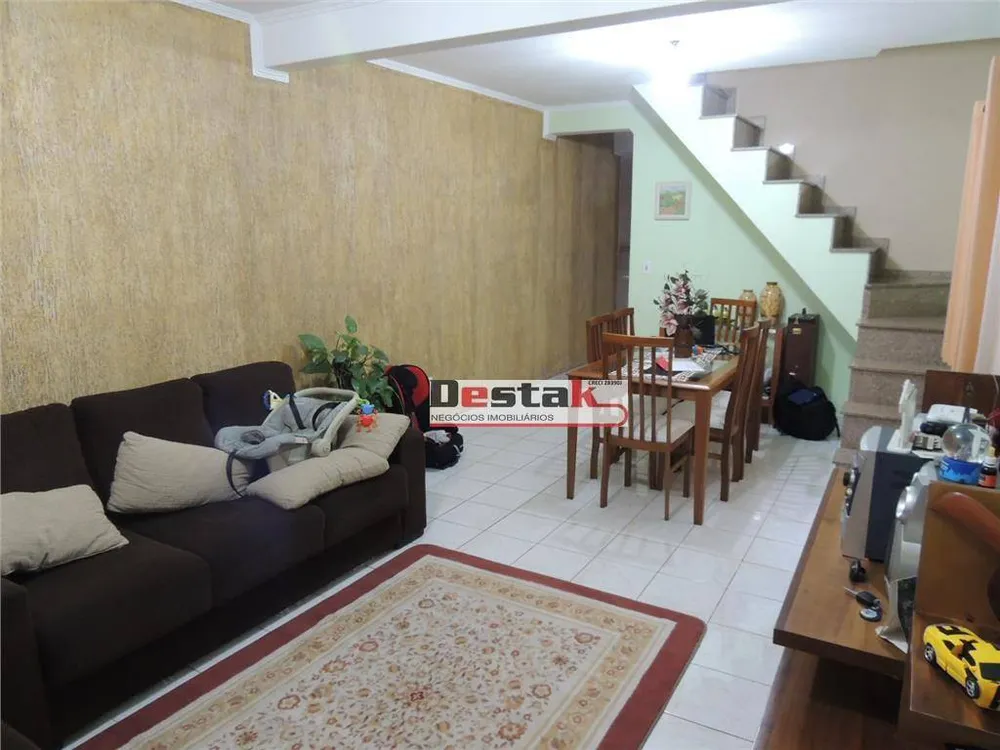 Sobrado, 3 quartos, 300 m² - Foto 1