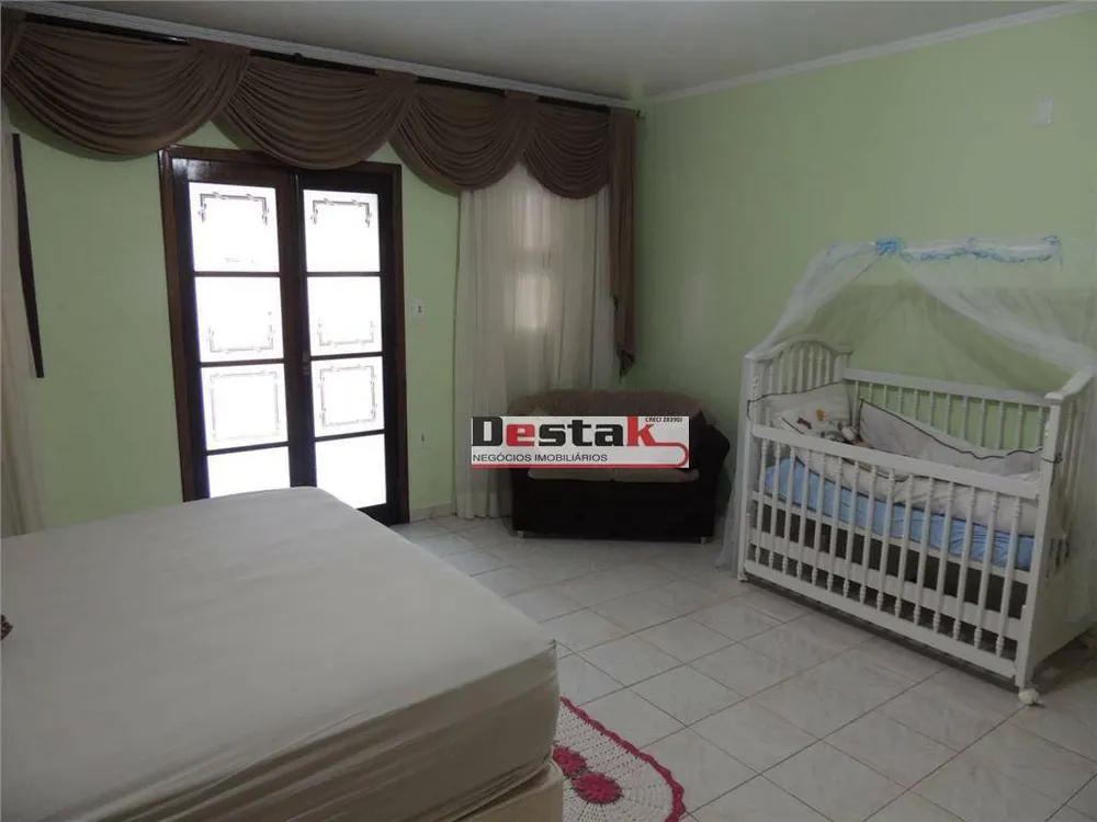 Sobrado, 3 quartos, 300 m² - Foto 4