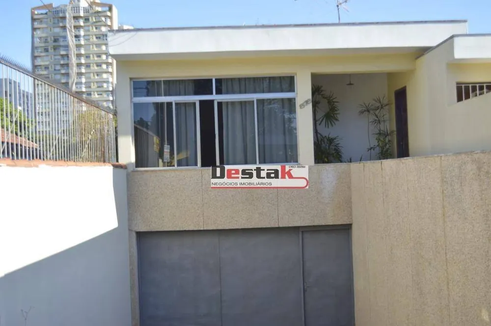 Casa, 3 quartos, 280 m² - Foto 1
