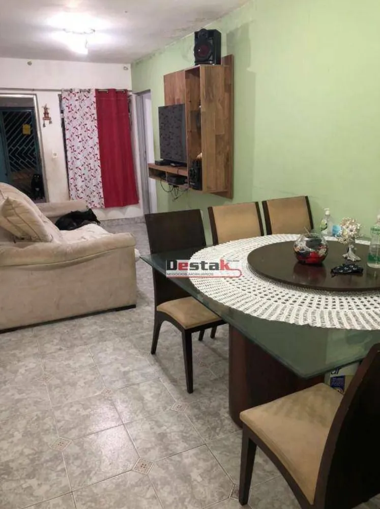 Casa, 4 quartos, 235 m² - Foto 1