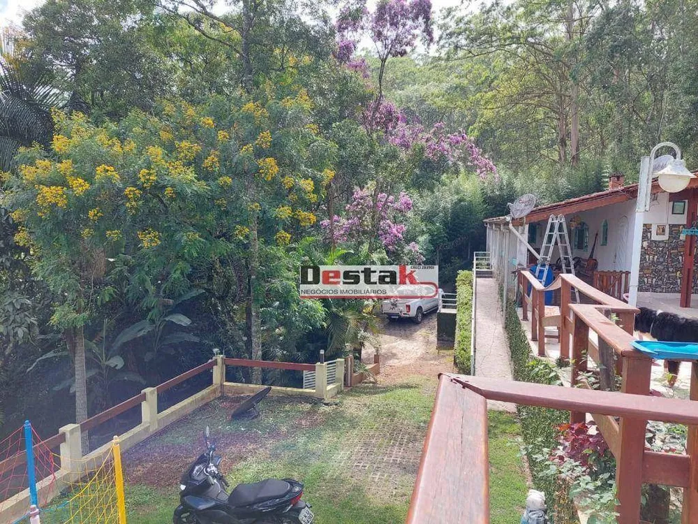 Chácara, 3 quartos, 1200 m² - Foto 2