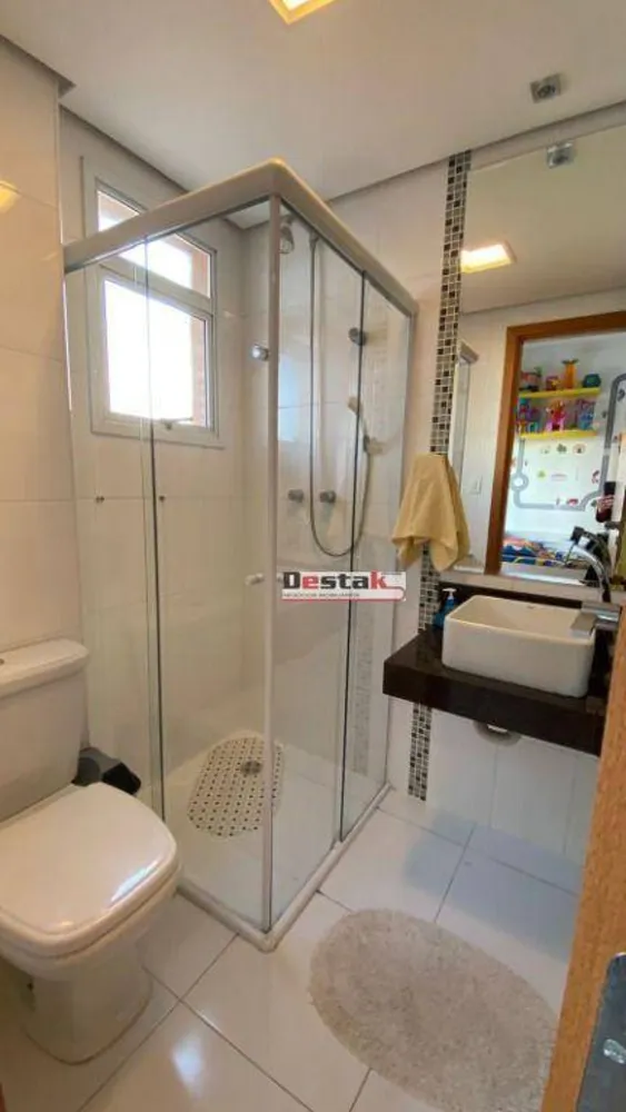 Apartamento, 3 quartos, 138 m² - Foto 2