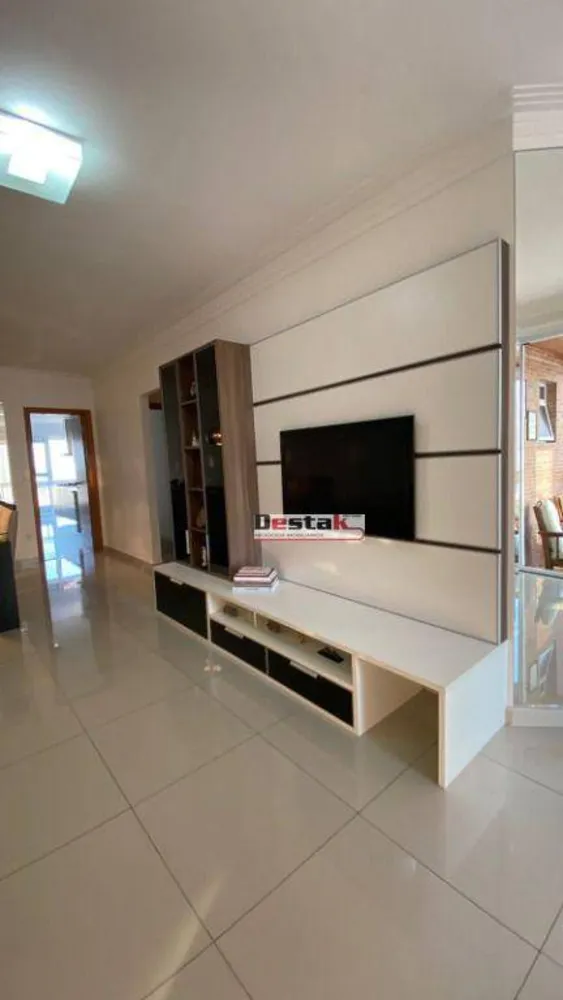Apartamento, 3 quartos, 138 m² - Foto 4