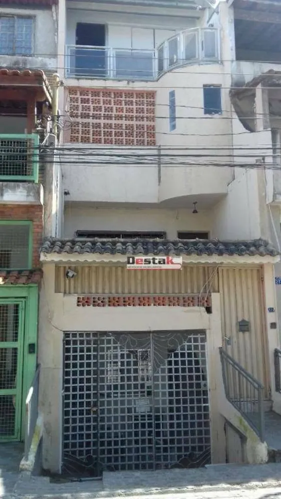 Sobrado, 1 quarto, 201 m² - Foto 2