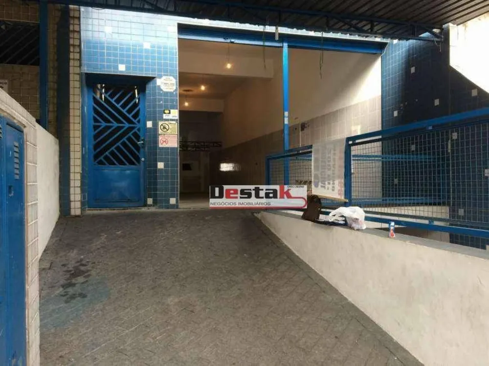 Loja-Salão, 200 m² - Foto 1