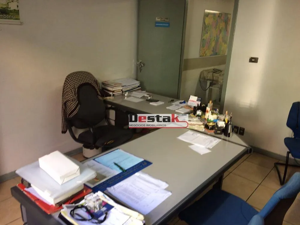 Depósito-Galpão, 1042 m² - Foto 2