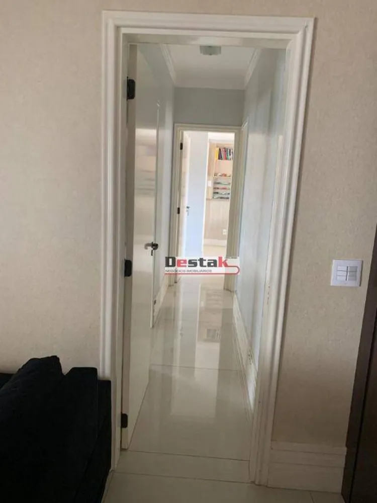 Apartamento, 3 quartos, 204 m² - Foto 3