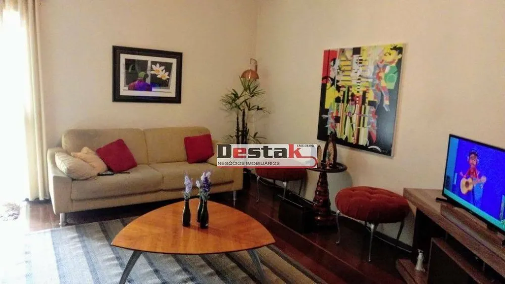 Sobrado, 4 quartos, 313 m² - Foto 1