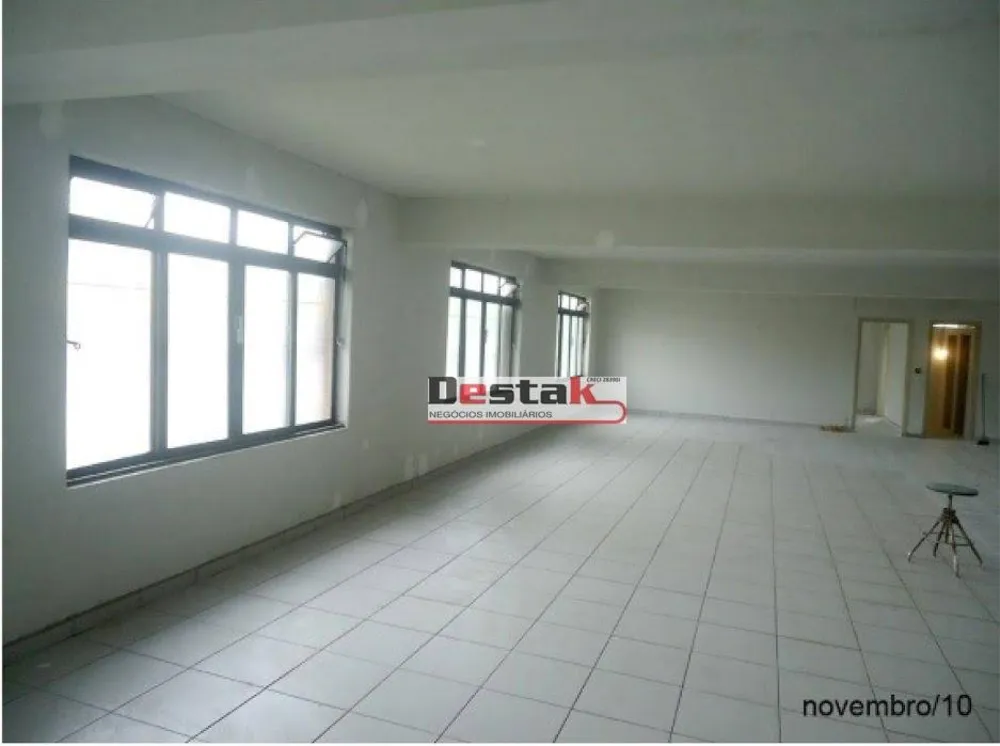 Depósito-Galpão, 958 m² - Foto 1