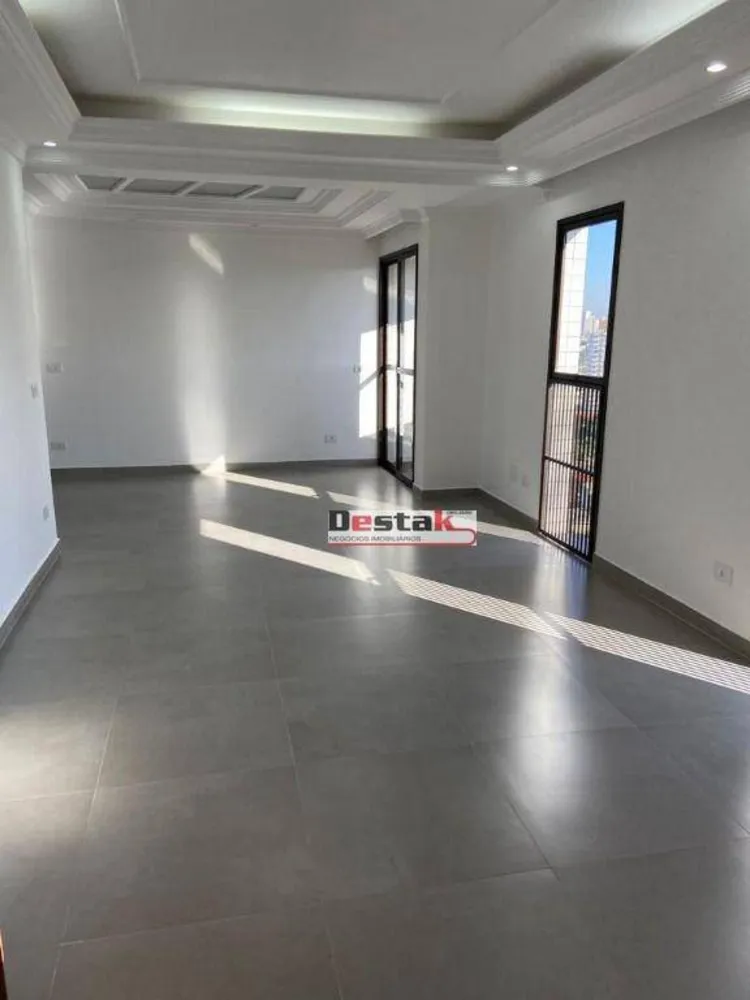 Apartamento, 3 quartos, 129 m² - Foto 2