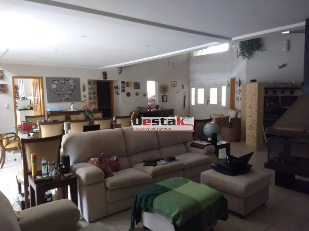 Sobrado, 3 quartos, 460 m² - Foto 2