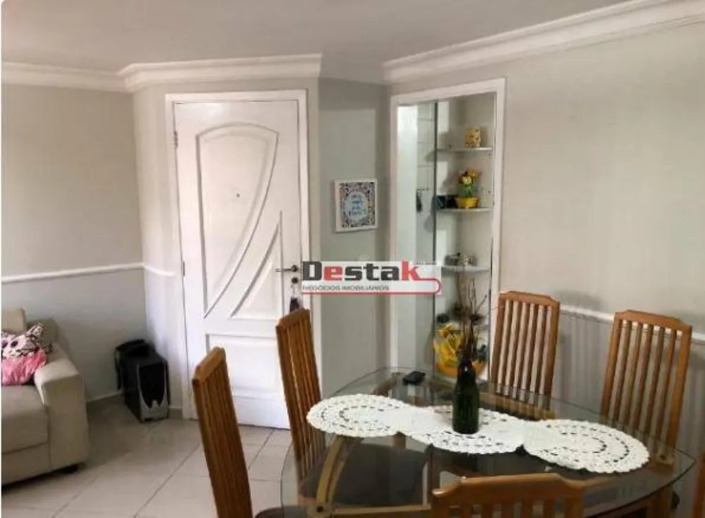 Apartamento, 3 quartos, 60 m² - Foto 1