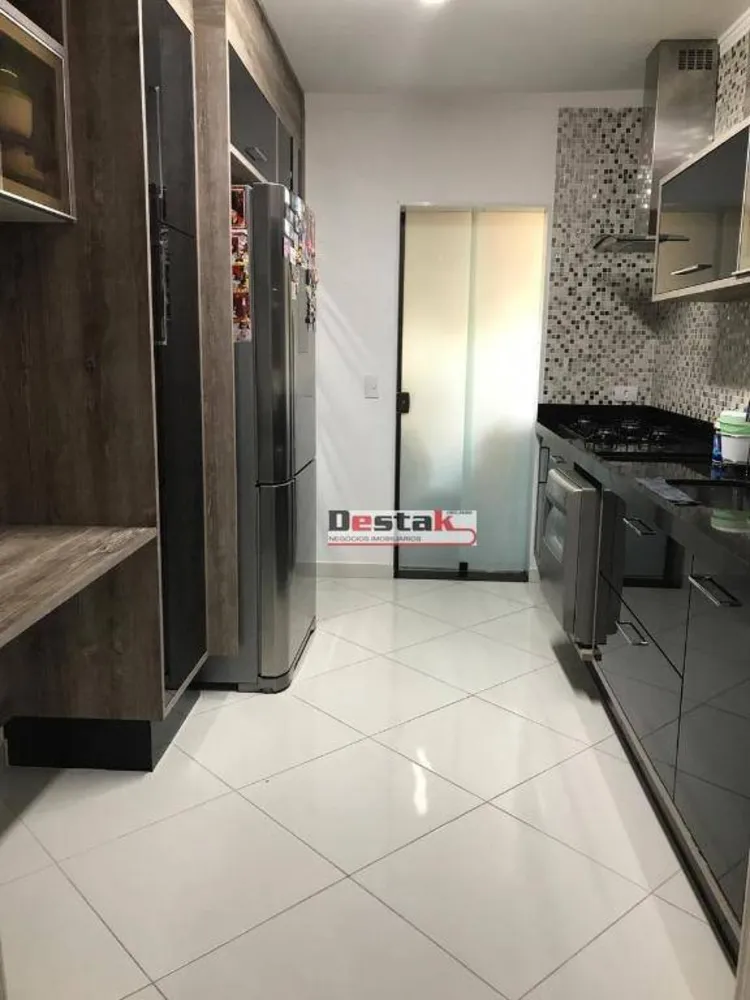 Apartamento, 3 quartos, 106 m² - Foto 2