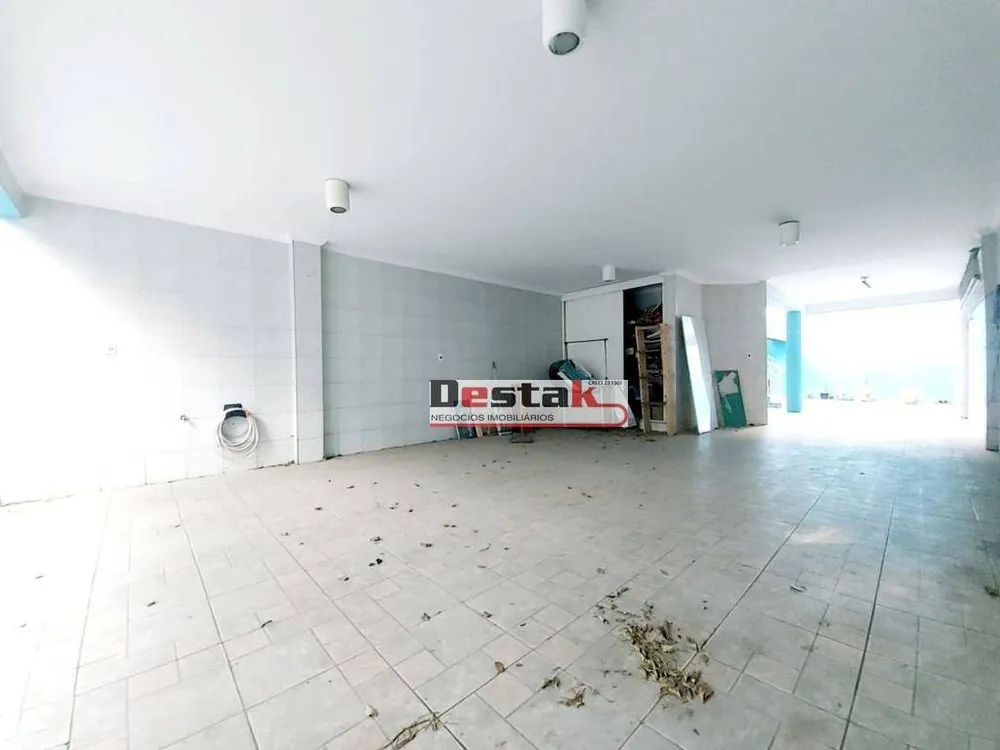 Sobrado, 3 quartos, 252 m² - Foto 4