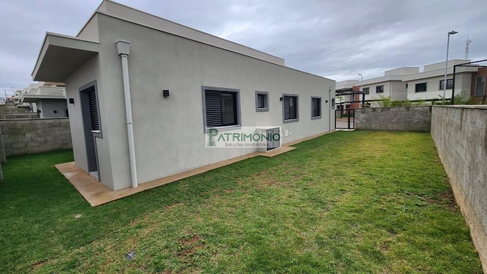 Casa, 3 quartos, 215 m² - Foto 2